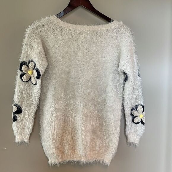 Sans souci fuzzy textured sweater - Picture 4 of 10
